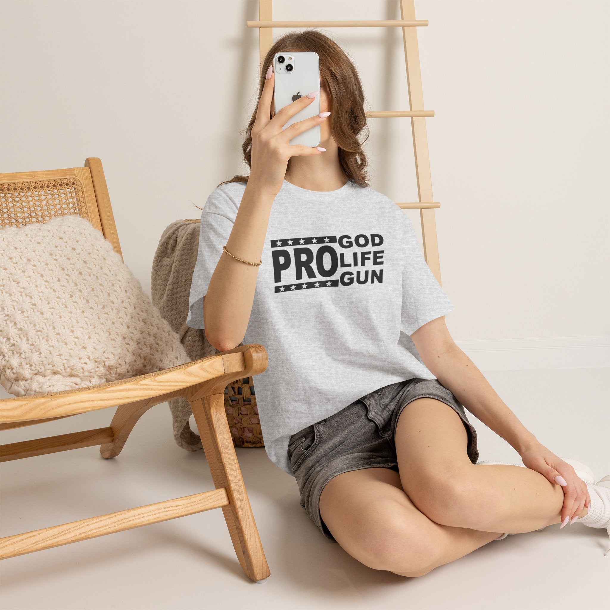 Pro God Life Guns T-Shirt